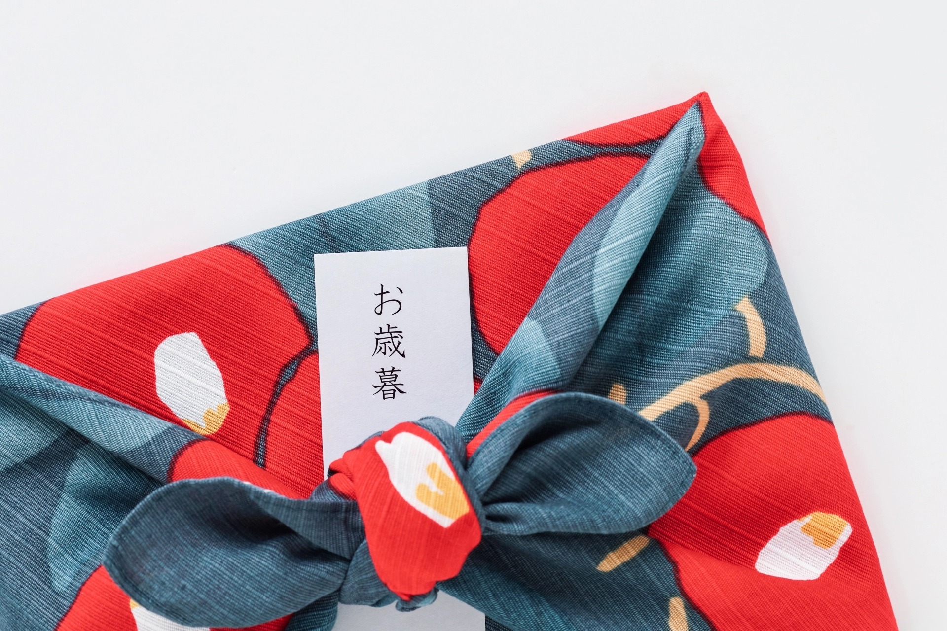 お歳暮はいつまでに送るべき?実家へ送るのを続ける期間や遅れたときの対応も解説!