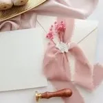 結婚式二次会の招待状を送るときの文例とポイントを解説!