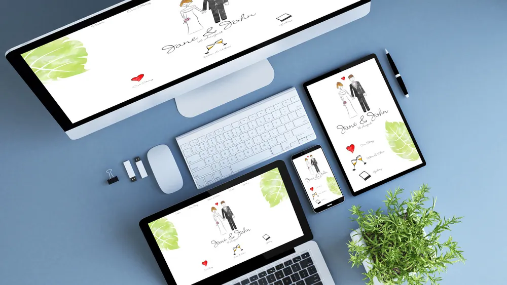 結婚式・招待状はスマホで簡単に作れます