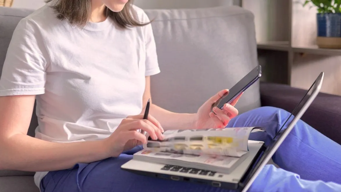 結婚式の引き出物や出産内祝いに！カタログギフトのお得な買い方