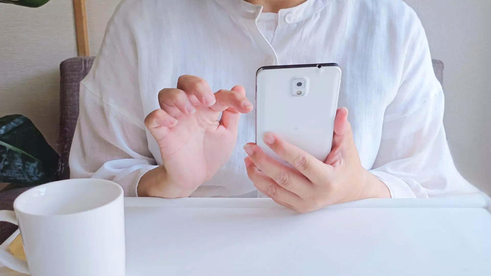 カタログギフトカードタイプのデメリット│年配の方には難しい？