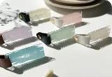 アクリル