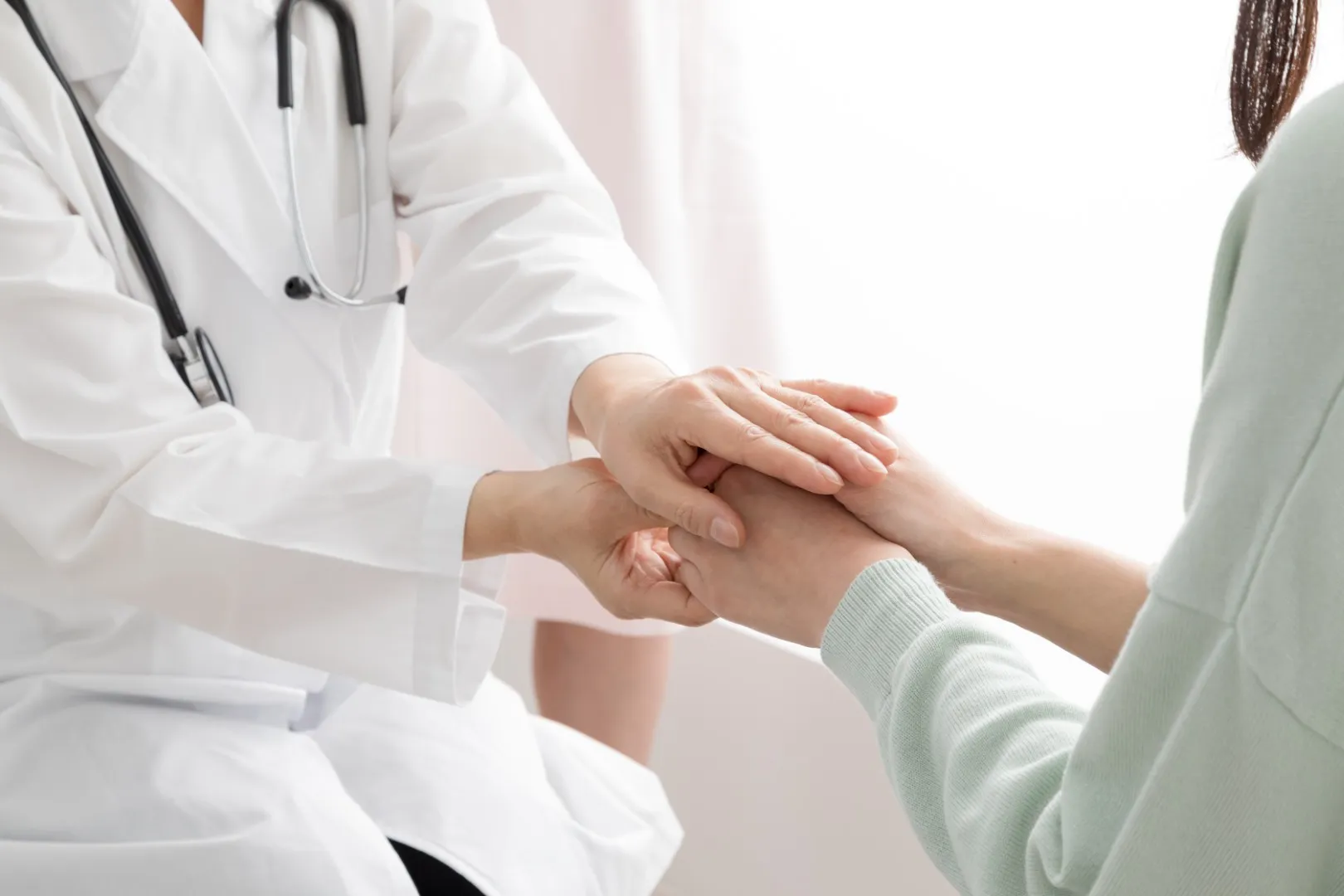 シリンジ法と人工授精（AIH）の違いは？費用や特徴を比較