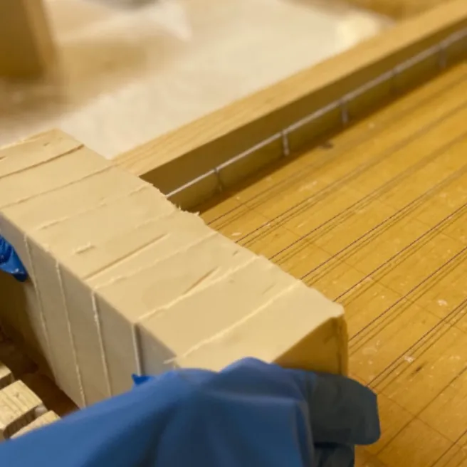 職人が小ロットで丁寧に手作り