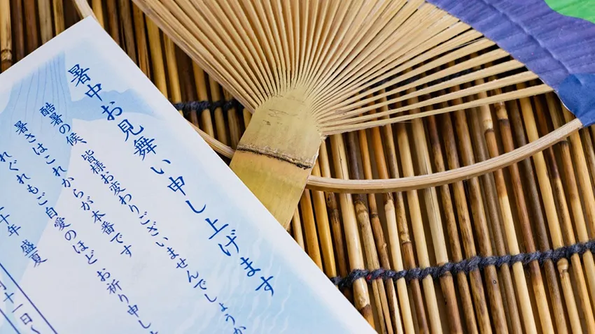 お中元と暑中見舞い・お歳暮の違いとは？時期・意味・金額を比較