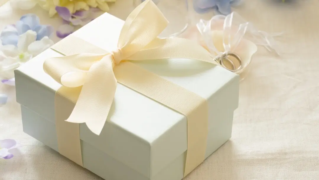 予算一万円で結婚内祝いにおすすめのギフトを紹介！