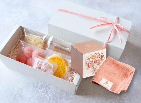 ハンドタオル＋焼き菓子BOXセット