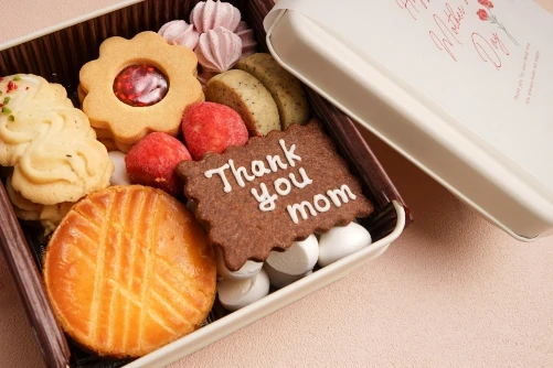 母の日限定クッキー缶 8種類のクッキー