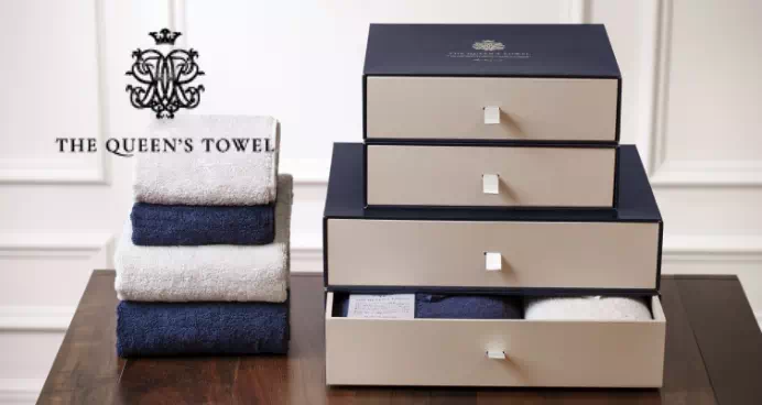 THE QUEEN’S TOWEL