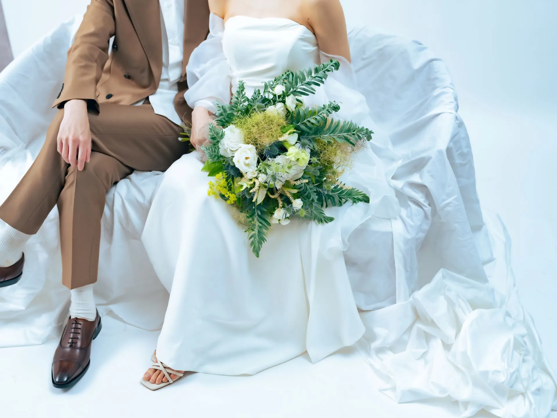 結婚式の前撮り料金が安い時期は？費用を抑えるための節約術