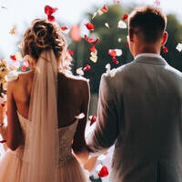 結婚式の演出 結婚式ムービーの種類を紹介
