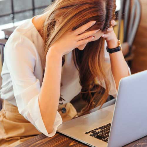 結婚式ムービーを制作しようか迷ってる人必見‼素材の集め方