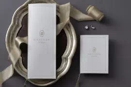 ラグジュアリーペーパーアイテム