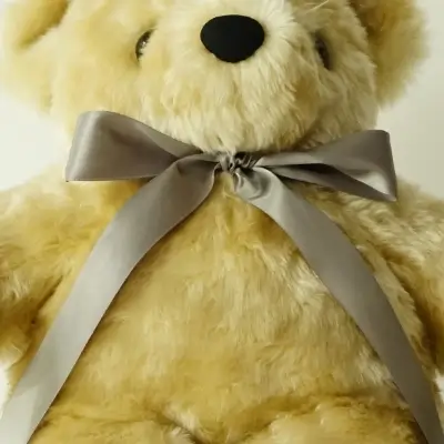 グレーのリボン