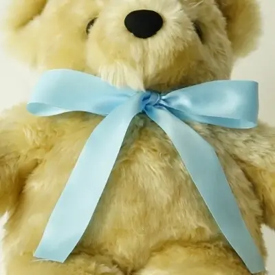 ライトブルーのリボン