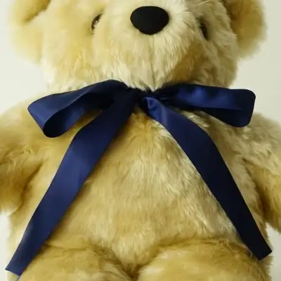 ネイビーのリボン