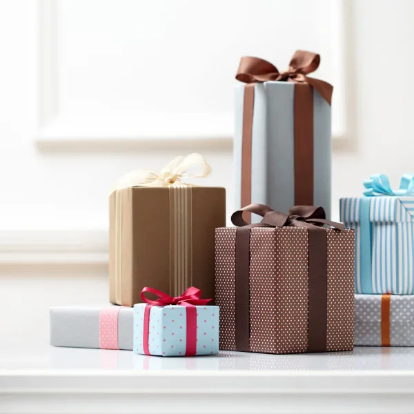 おしゃれなプチギフトお菓子を厳選！予算1,000円以下の品や選び方・相場も解説