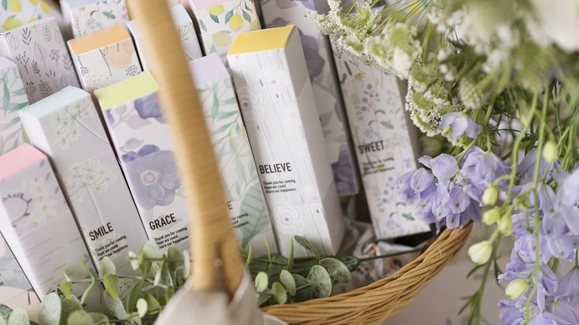 おしゃれなプチギフト特集！結婚式・退職に人気の200円・500円台のアイテムをご紹介