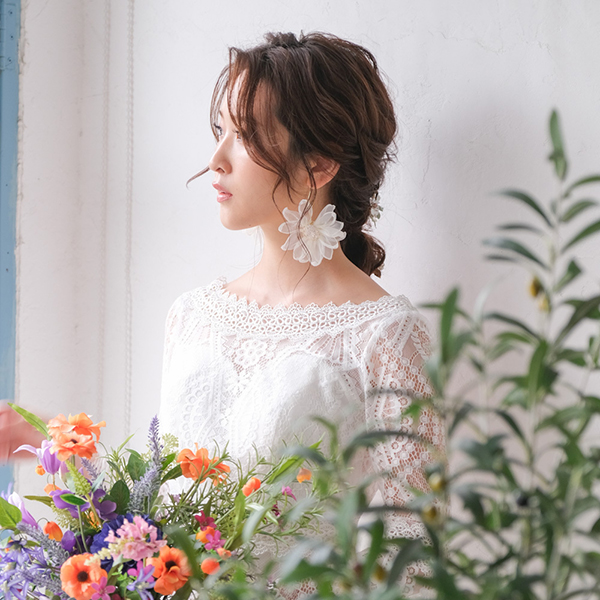 結婚式　花　ピアス ウェディングピアス イヤリング |お花モチーフ｜ゴールド (BC