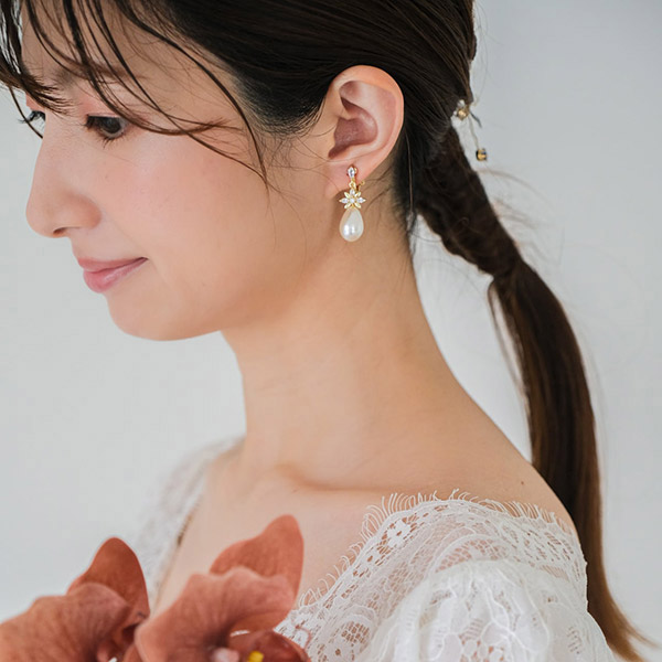 あこや真珠　ブライダルピアス　ウェディング　パールピアス あこや真珠 ピアス 7.5-8.0mm K18 K14WG 日本製 保証書付 パール