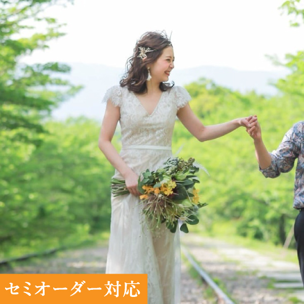 結婚式の二次会で花嫁が着るウェディングドレスはどうする