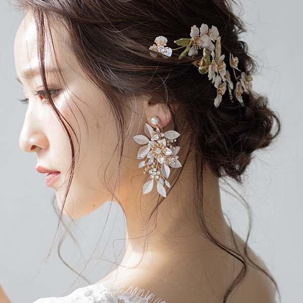 送料無料 クリックポスト ブライダルイヤリング 小枝イヤリング ビジュー ゴールド P4 ウェディングイヤリング ウェディングピアスならpiary ピアリー