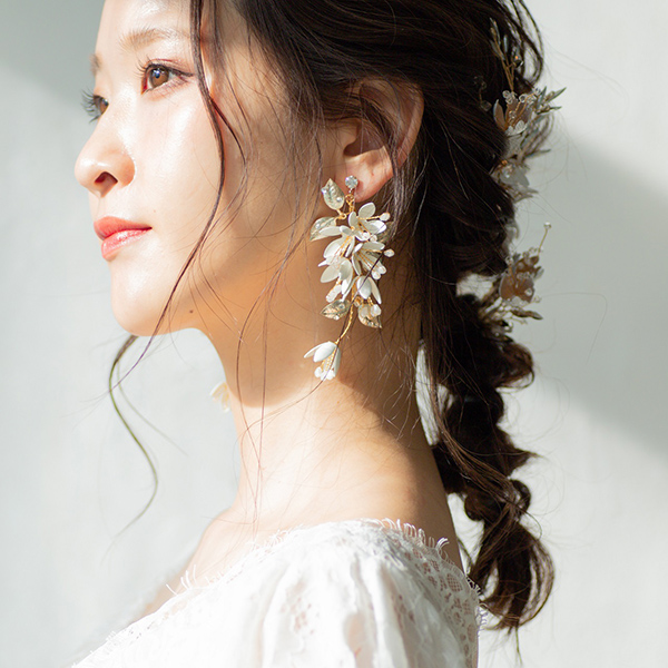 送料無料 クリックポスト ブライダルピアス イヤリング アンティークピアス 小枝イヤリング ゴールド M18 ウェディングイヤリング ウェディングピアスならpiary ピアリー