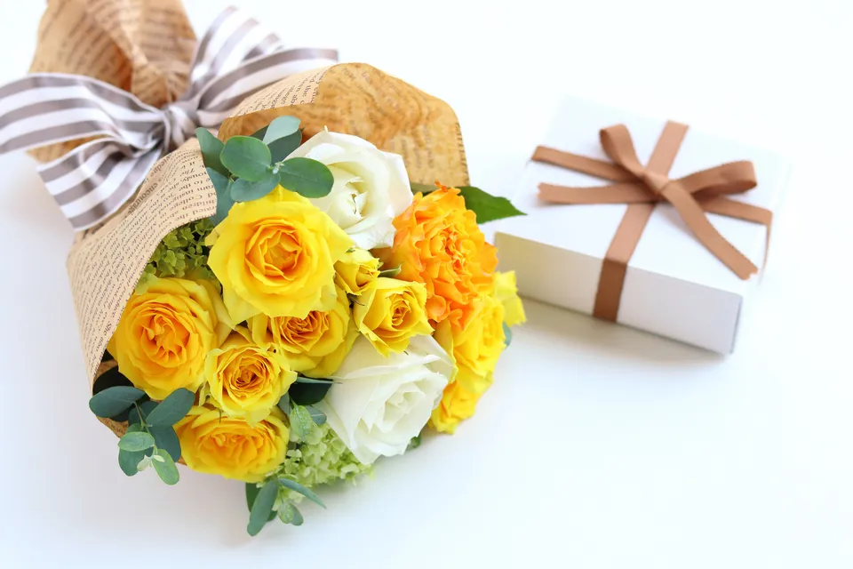 花束と結婚内祝い