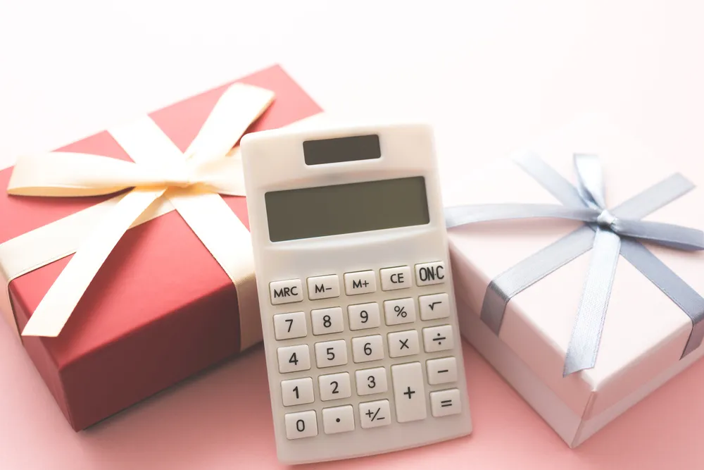 内祝いギフトと電卓