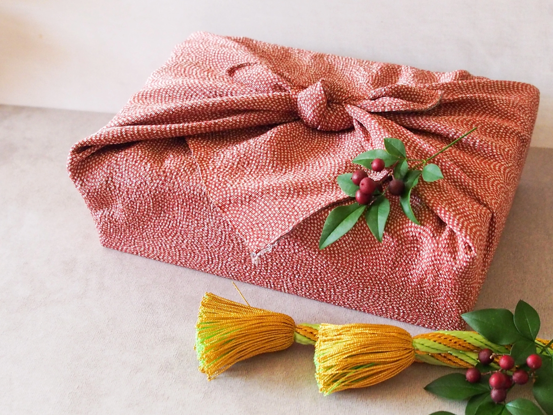 祖父母にも引き出物は必要？世帯を基準に考えるのがポイント