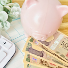 上司へ贈る結婚式の引き出物の相場を解説！選び方や人気の品もご紹介