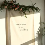 結婚式でウェディングタペストリーが人気！写真を使い手作りする方法や飾り方をご紹介