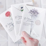 おしゃれな結婚式招待状を厳選！人気のデザインから手作りアイデアまでご紹介